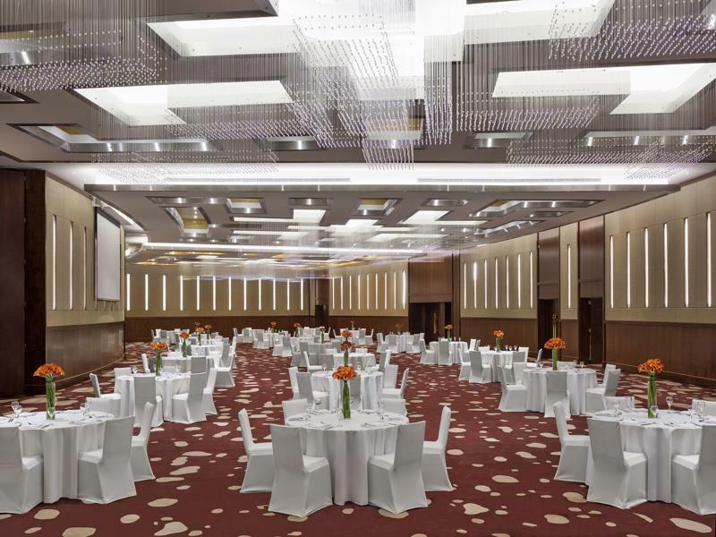 Millennium Hail Hotel Bagian luar foto The Grand Ballroom